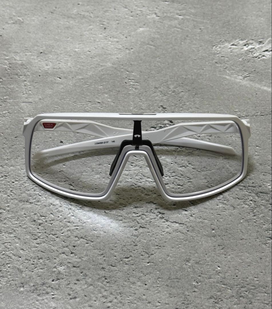 最終値下げ オークリー（Oakley）Sutroスートロ サングラス クリア