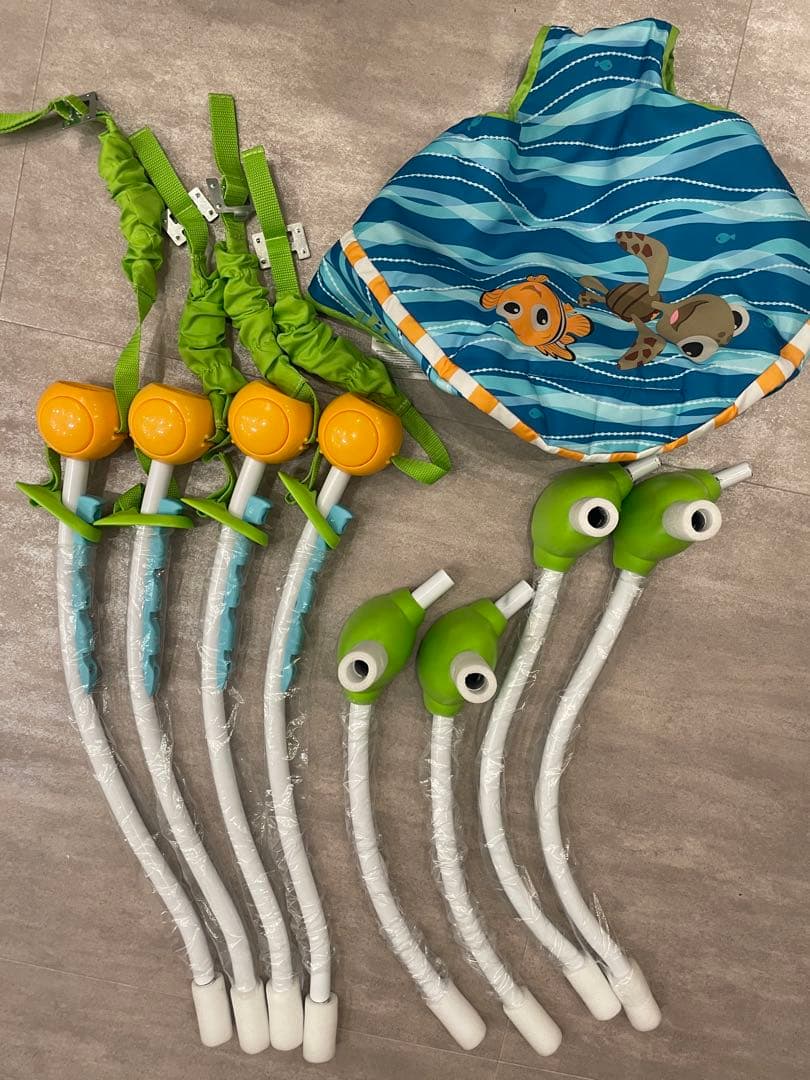 ディズニーベビー ファインディング・ニモ ジャンパルー レア