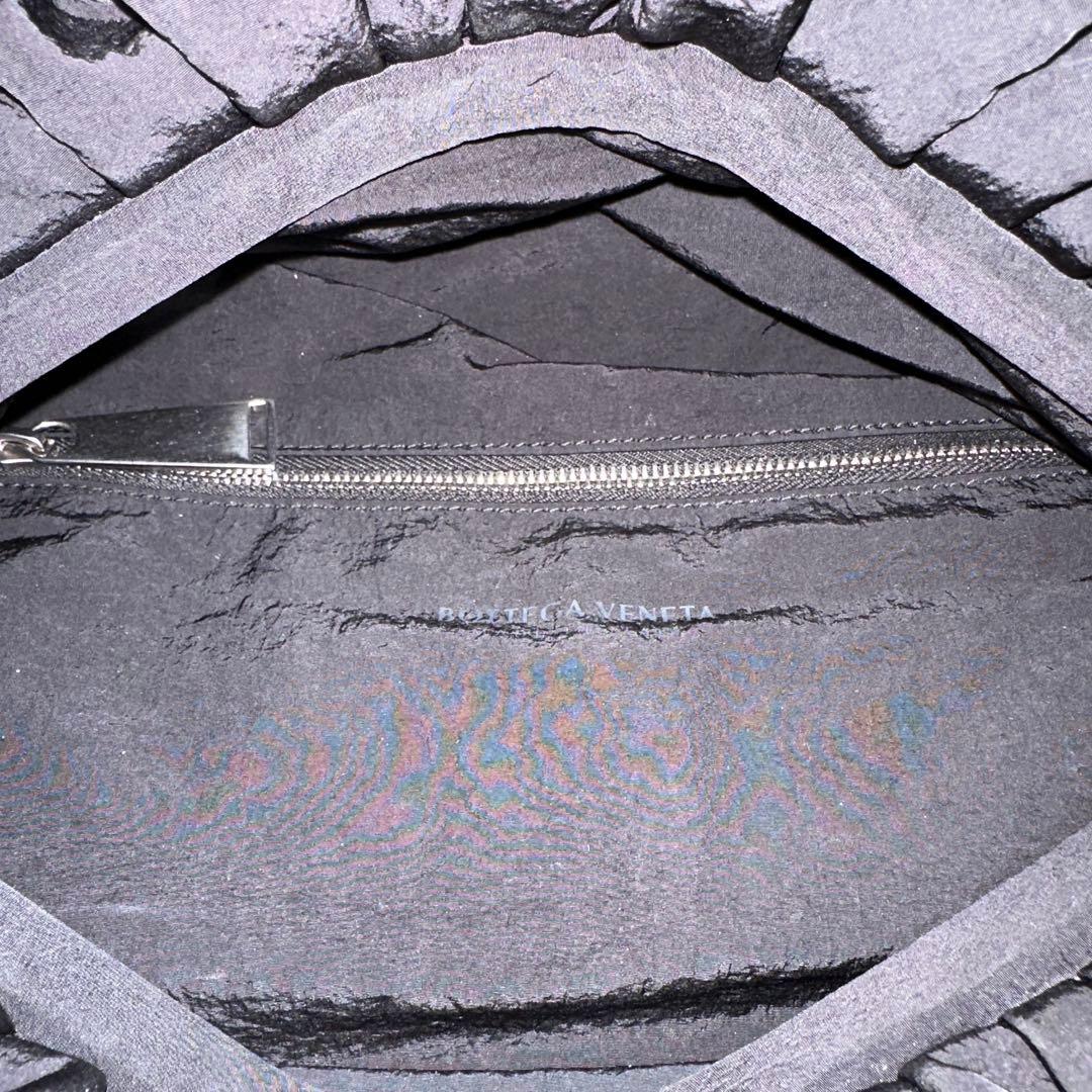 ボッテガヴェネタ　ボディポーチ　斜め掛けバッグ