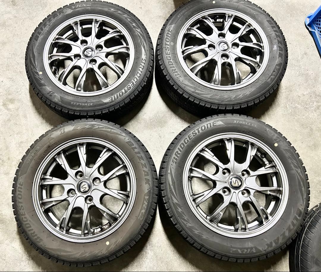 8分山！ブリヂストン　スタッドレスタイヤ155/65R14 軽自動車用4本セット