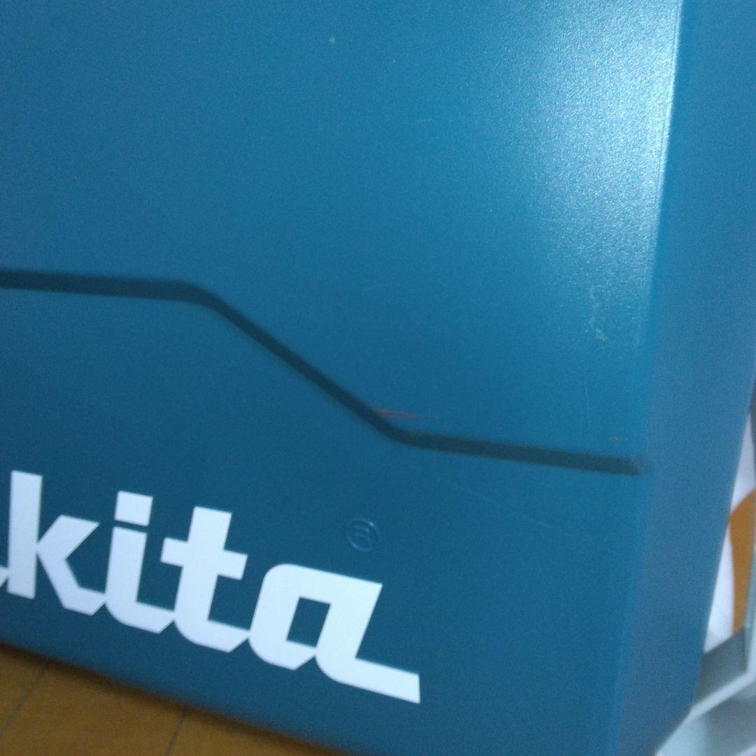 マキタ 充電式保冷温庫 CW180D 18V容量20L