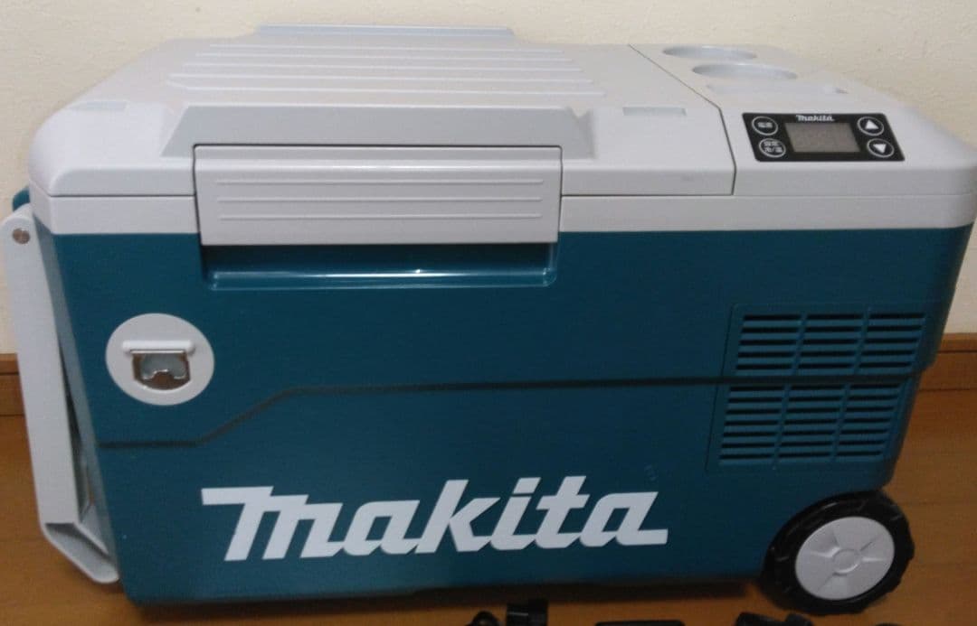 マキタ 充電式保冷温庫 CW180D 18V容量20L
