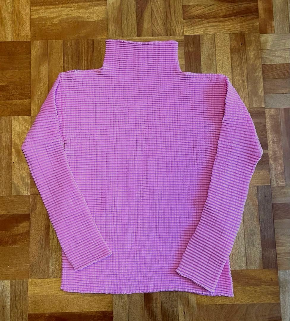 プリーツプリーズ　トップス