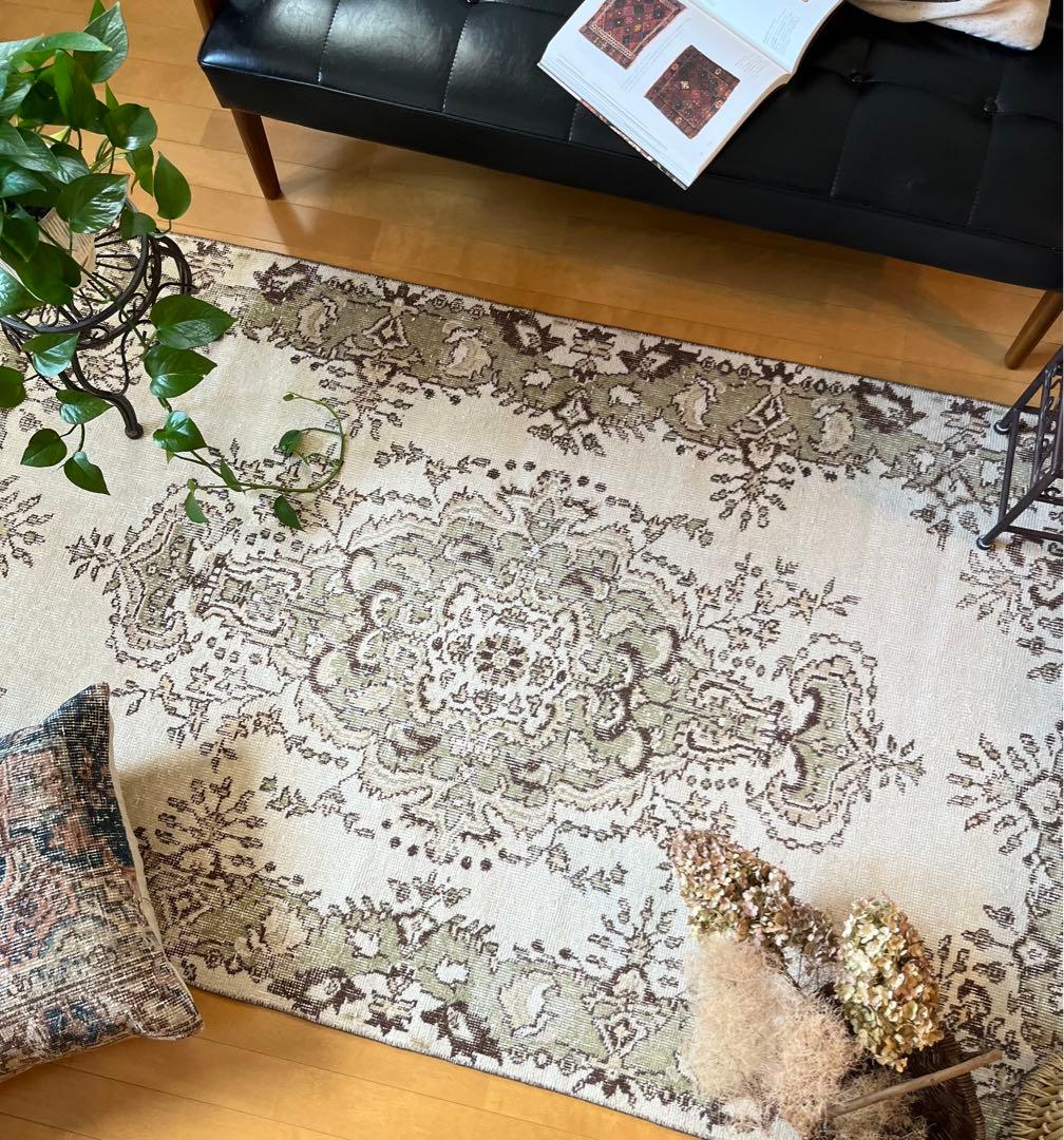 ボタニカル メダリオン　モスグリーン トルコラグ ヴィンテージラグ　雅姫さん