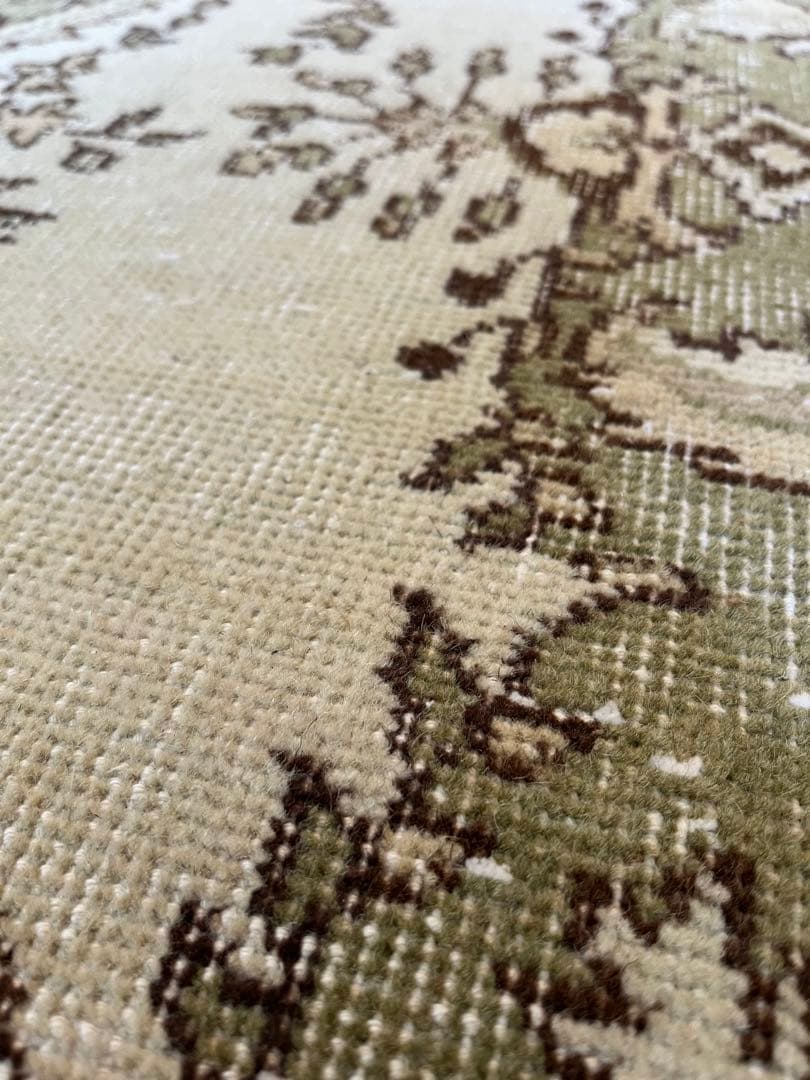 ボタニカル メダリオン　モスグリーン トルコラグ ヴィンテージラグ　雅姫さん