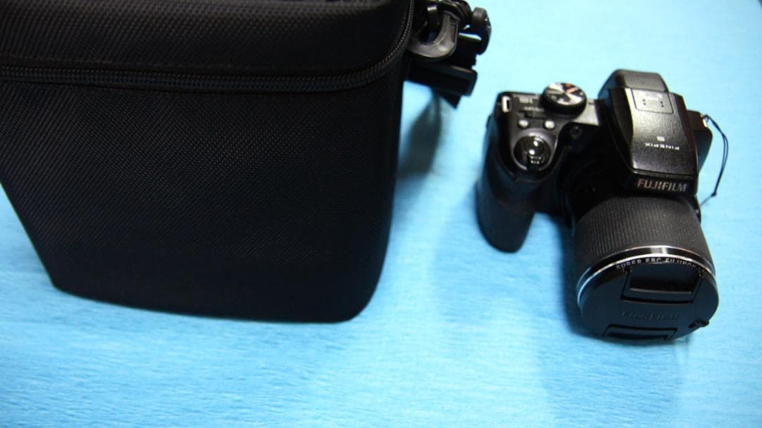 ❤最終特売特価❤FUJIFILM FINEPIX S9800 　50倍ZOOM