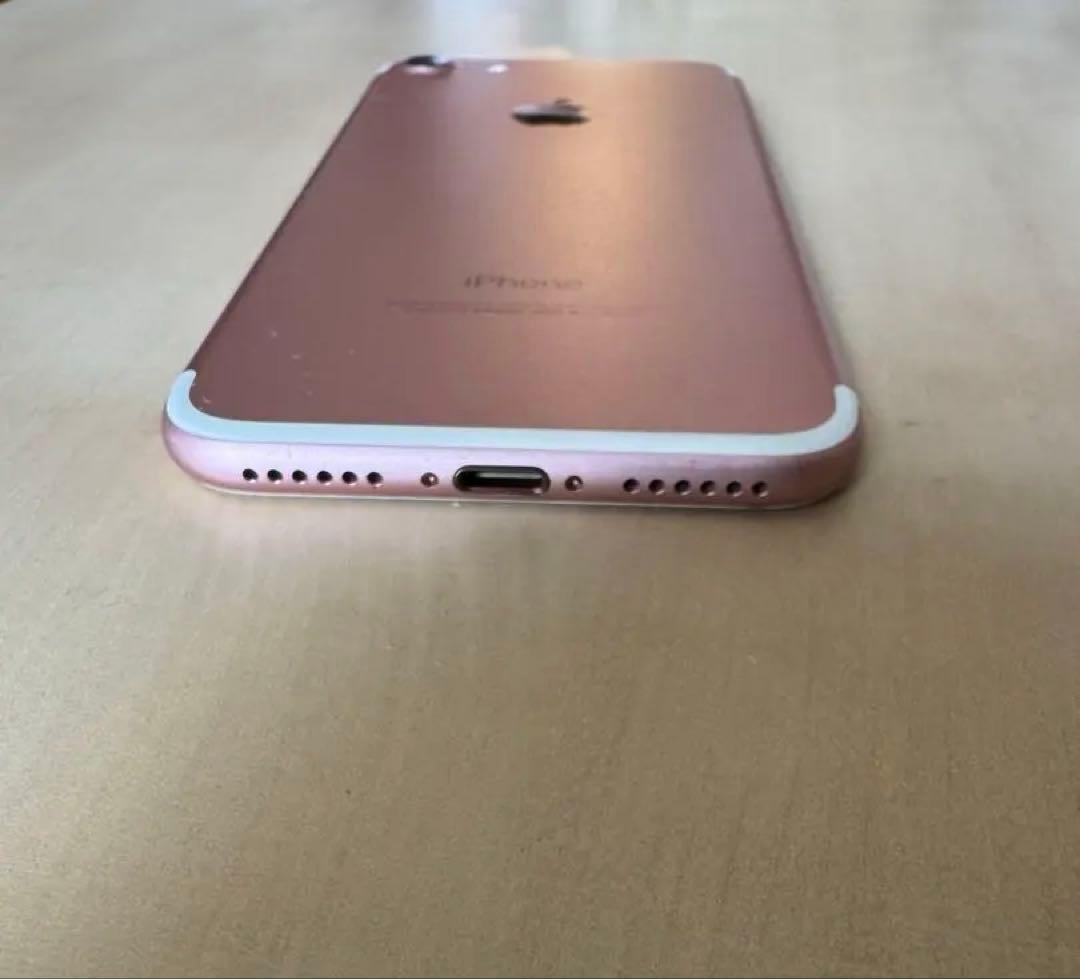 iPhone 7 本体　箱 新品イヤホン付