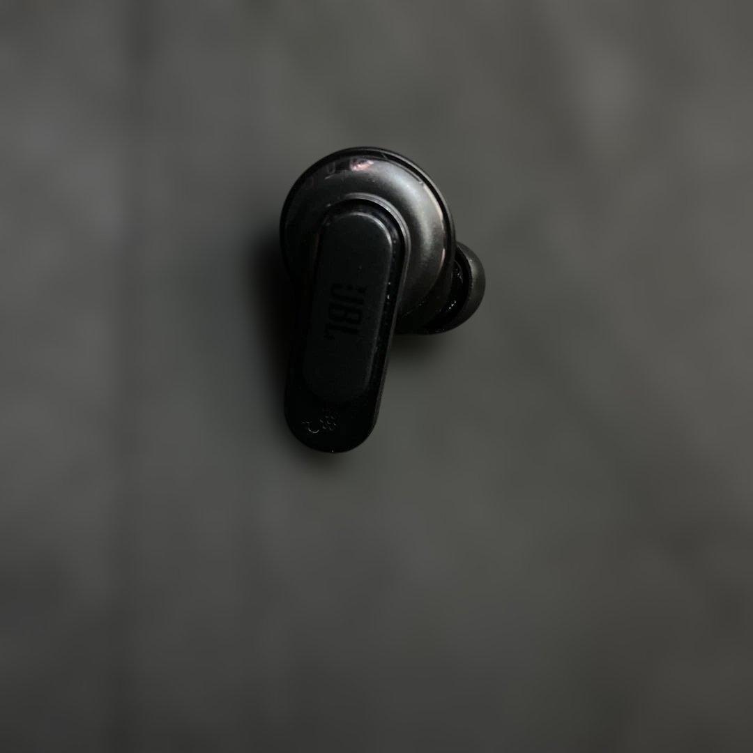 JBL tour pro2 ワイヤレスイヤホン ブラック 充電ケース付き