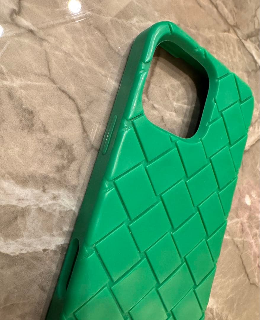 ボッテガヴェネタBOTTEGA VENETA iPhone16ProMaxケース