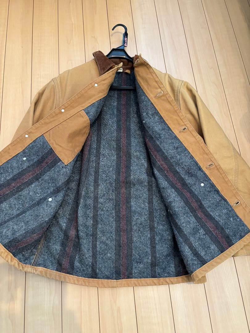 カーハート　ミシガンチョアコート　星タグ