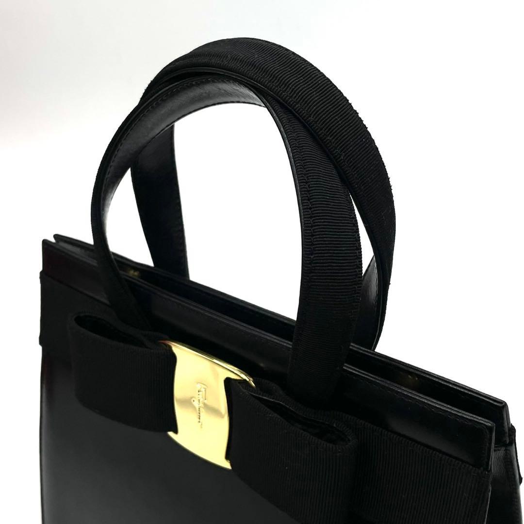 未使用級● フェラガモ 2way ハンドバッグ ヴァラリボン ブラック レザー