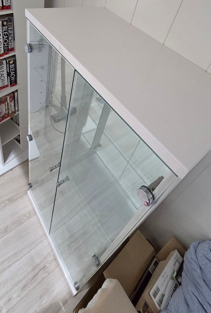 K.M様 NITORI　ガラスケース(フィギュアケース) 扉付き　ホワイト