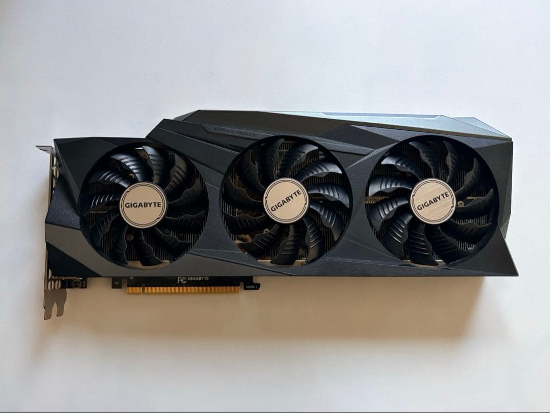 GIGABYTE RTX3090 動作確認済み