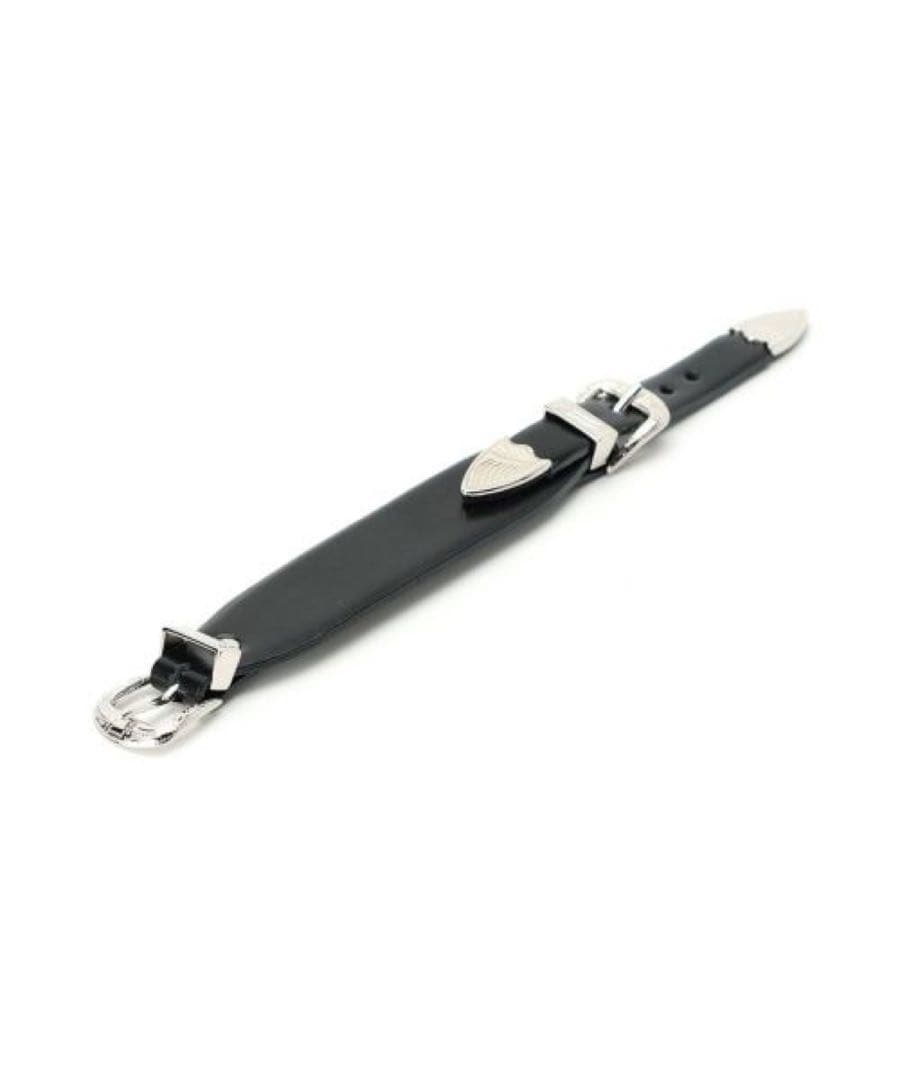 TOGA TOO(トーガトゥ)のダブルバックルバングル