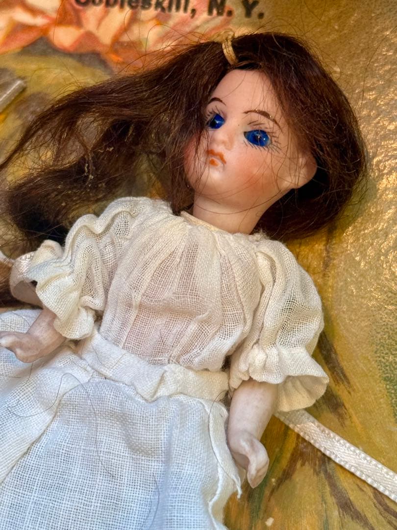 専用ページ　フランス　アンティーク　＊ミニョネット＊ユニフランスドール　布花付き