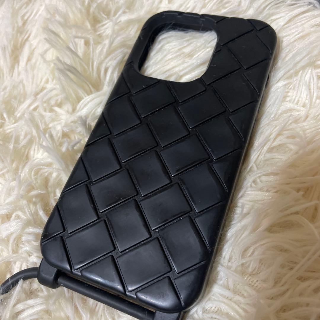 美品❤︎ ボッテガヴェネタ ストラップテックラバー iPhone14Pro ケース