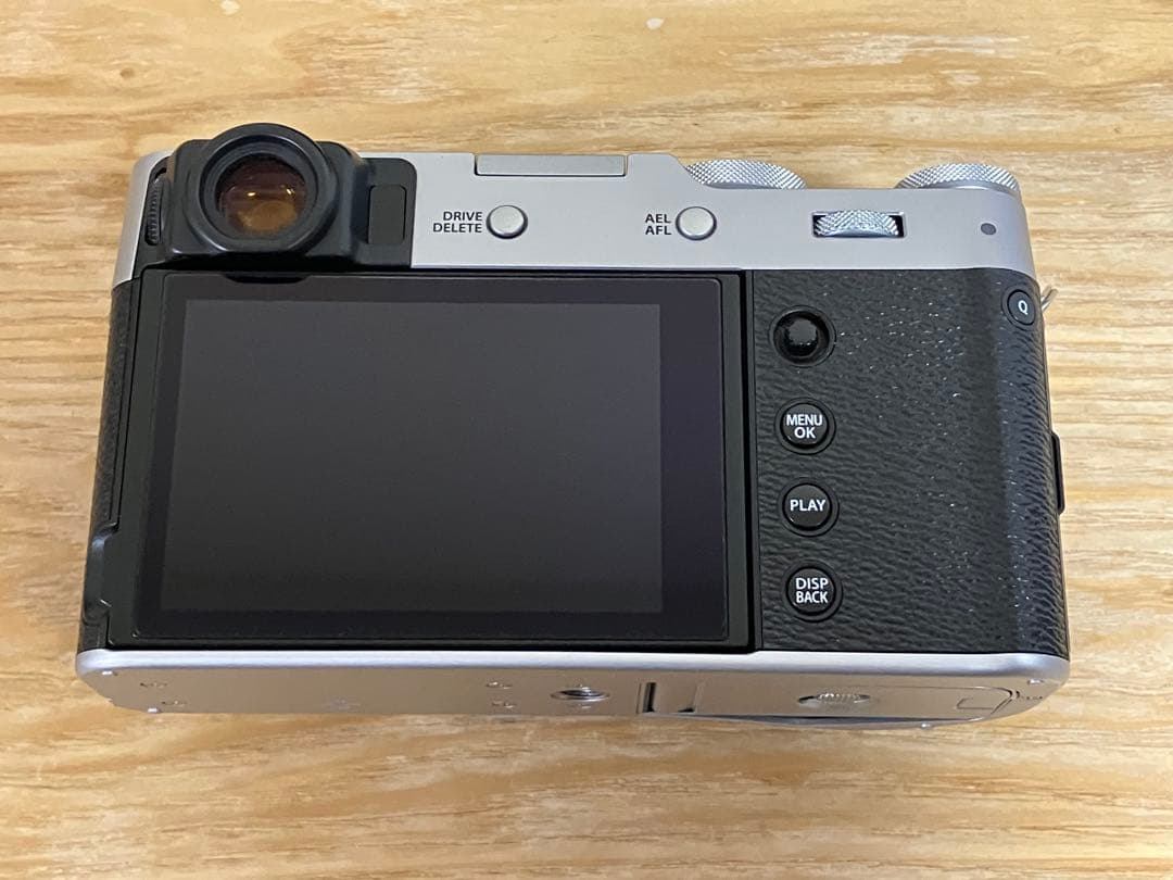 【箱・付属品付】FUJIFILM X100V