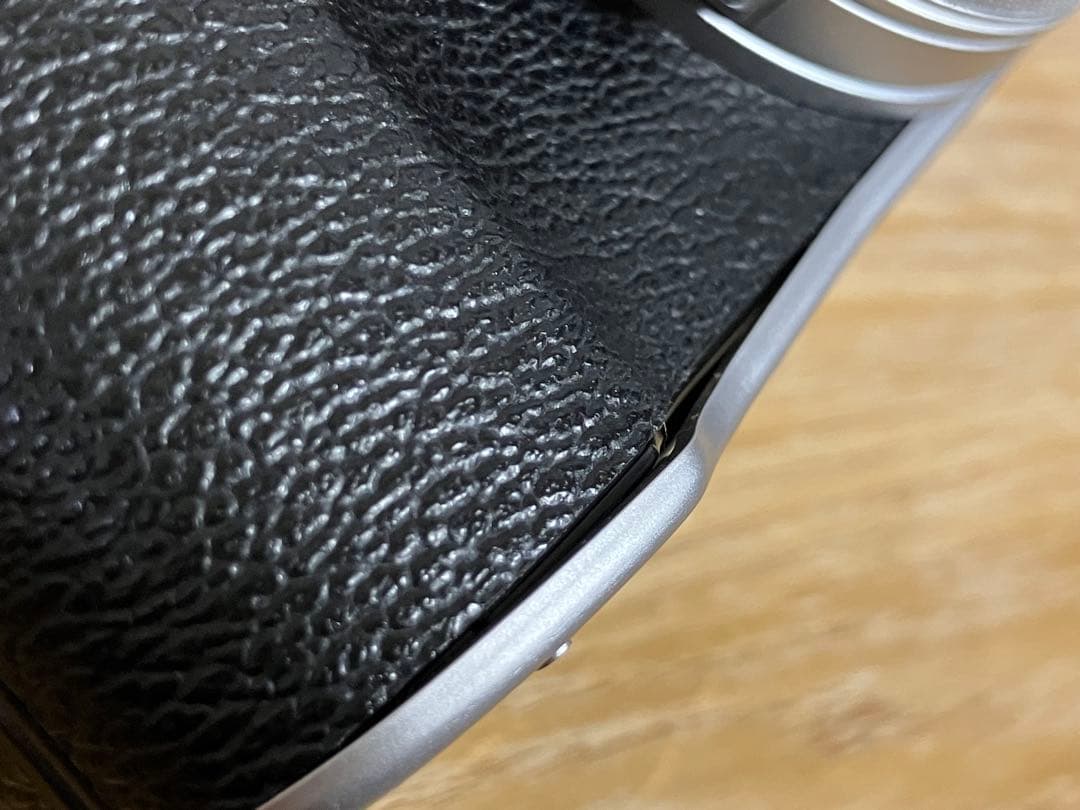 【箱・付属品付】FUJIFILM X100V