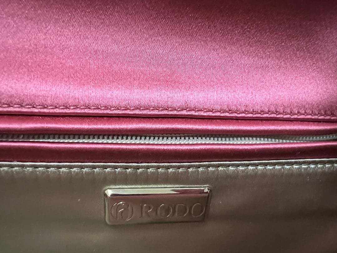 ロド　シルク　ツーウェイクラッチバッグ