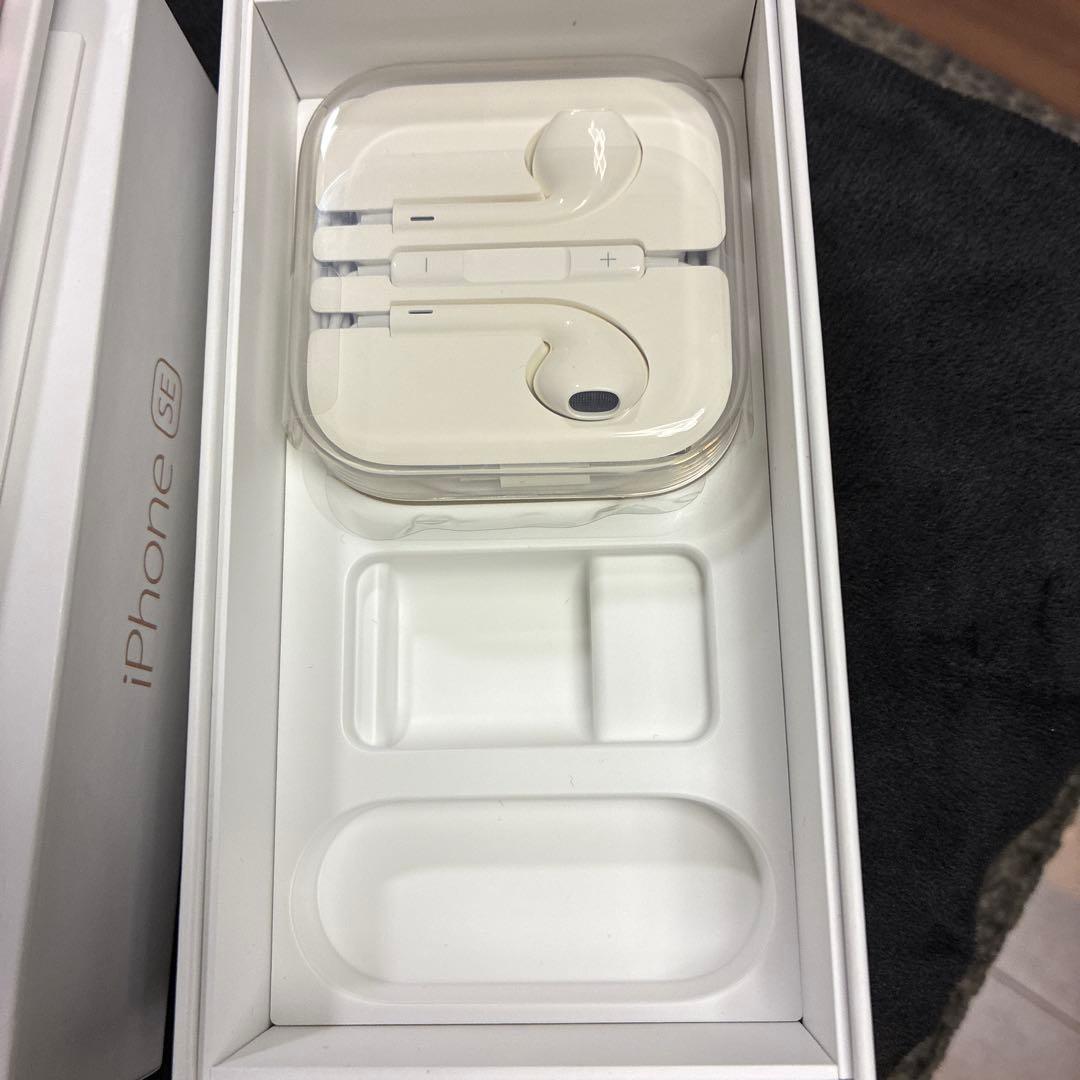 Apple iPhone SE 32GB ローズゴールド