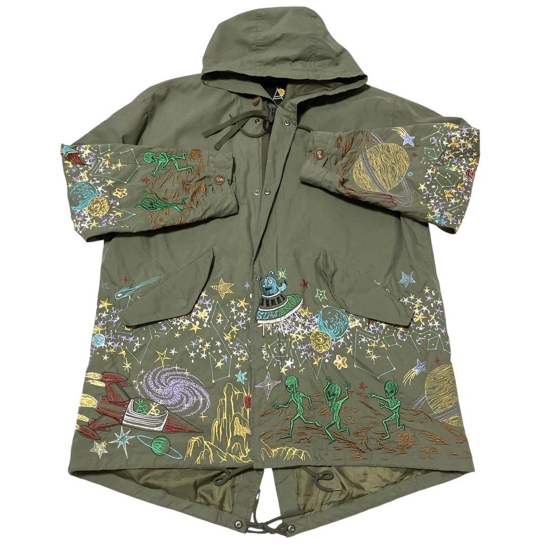 goslowcaravanゴースローキャラバン　ナイロンパネル刺繍モッズコート