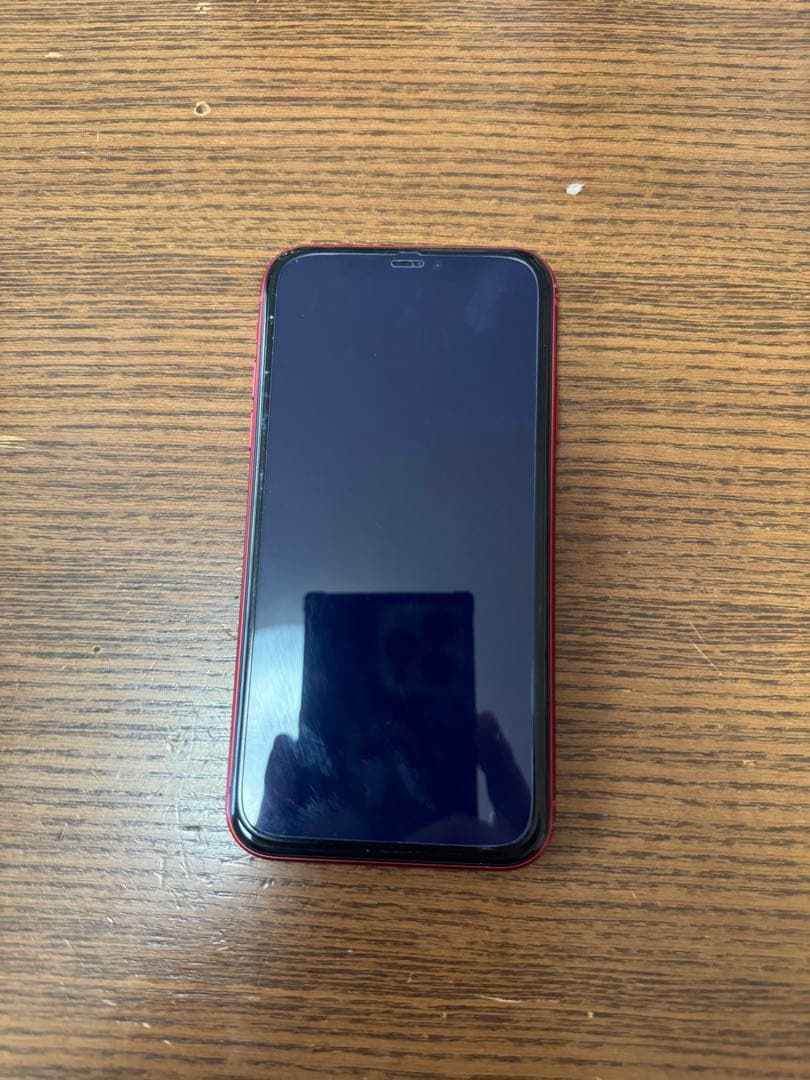 Apple iPhone 11 (赤) 本体　128GB