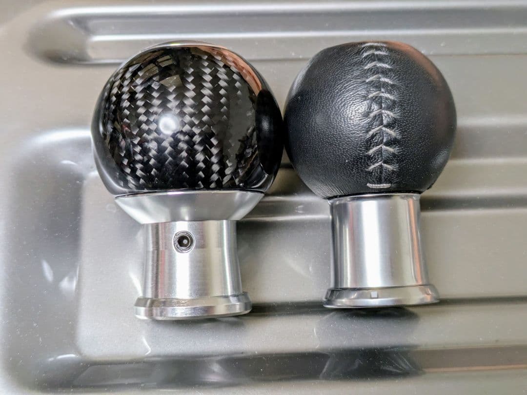 ND ロードスター カーボンシフトノブ 黒シフトパターン