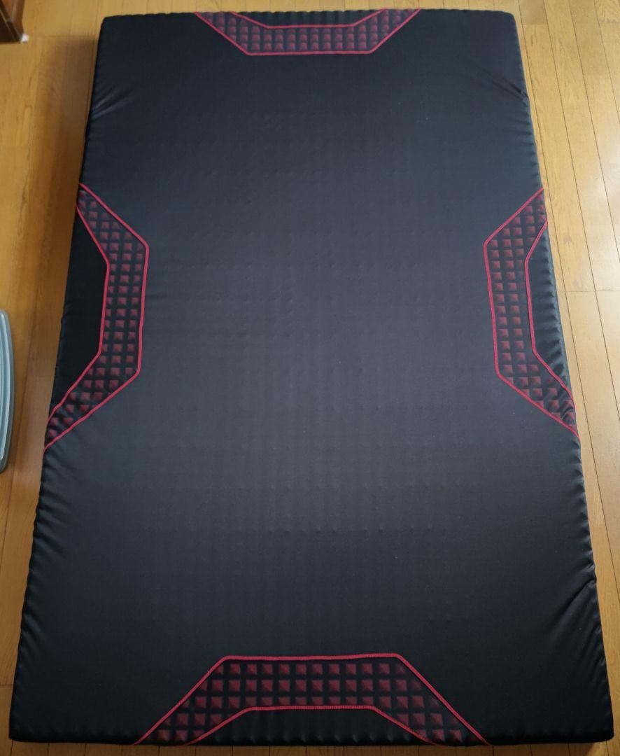 たく　AIR エアーマットレス セミダブル 黒/赤