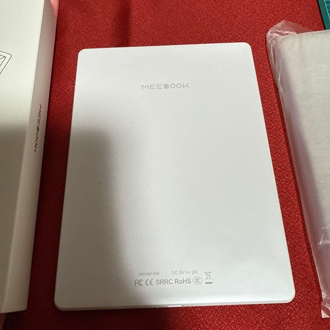 ほぼ新品MEEBOOK M8 電子書籍リーダー 本体　ケース付き