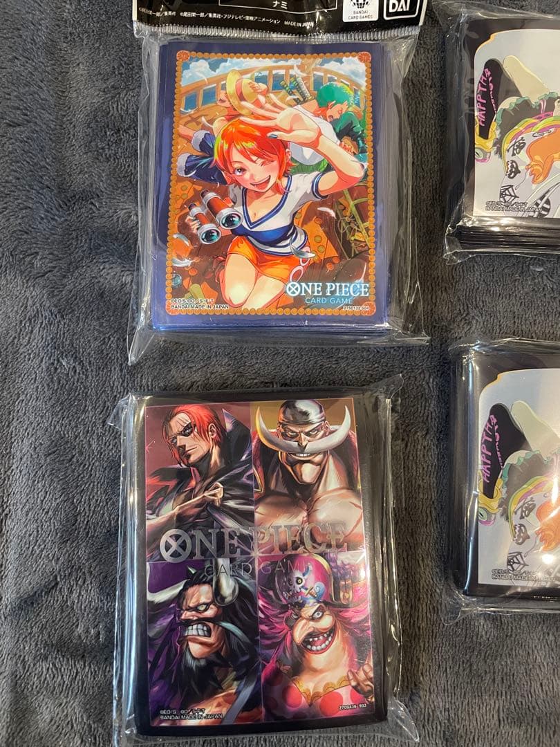 ワンピース カードゲーム 公式　スリーブ