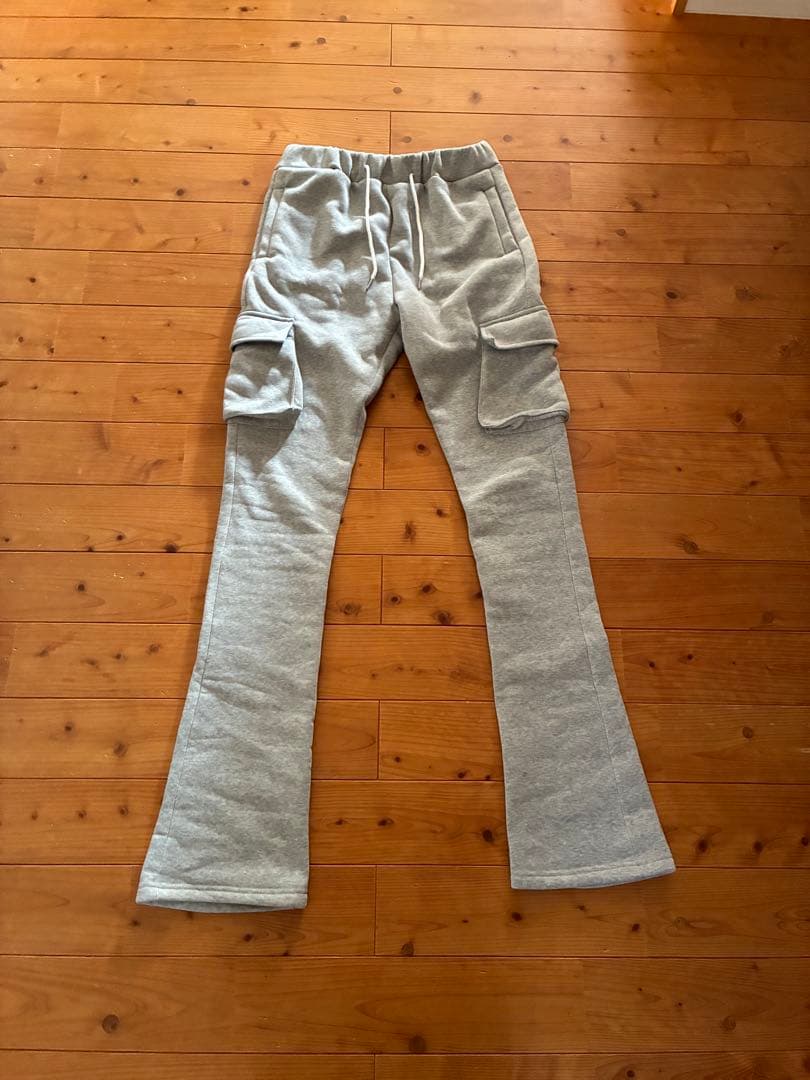 8*8様 フレアスウェットパンツguapi、valabasas似 着画あり