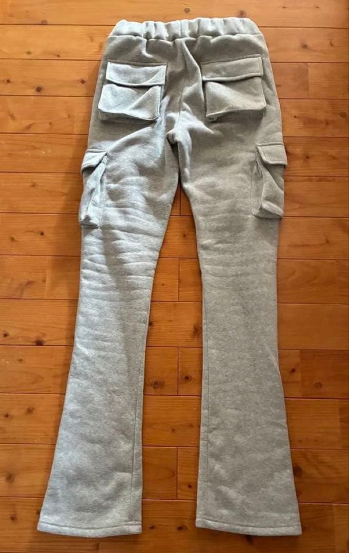 8*8様 フレアスウェットパンツguapi、valabasas似 着画あり
