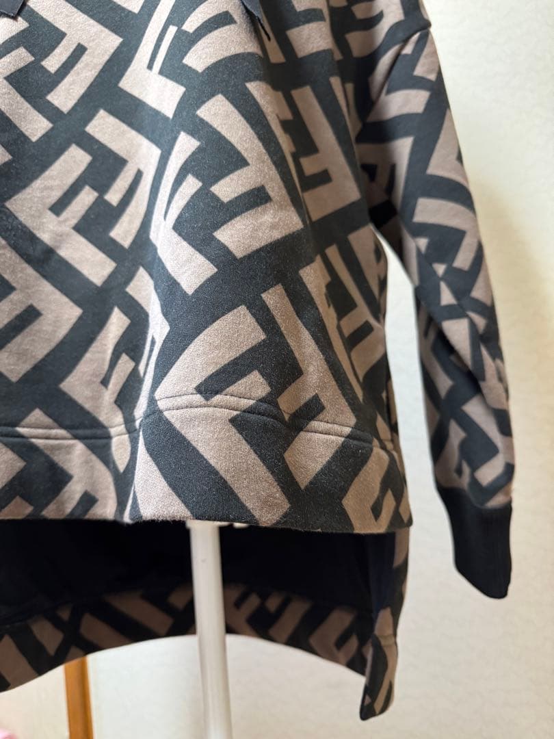 フェンディFFロゴパターン フード付ズッカ柄サイズS