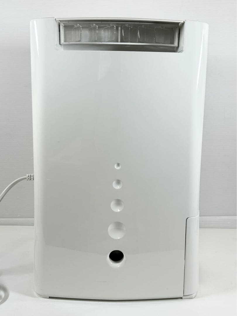 トヨトミ デシカント式除湿機　8.0L/日