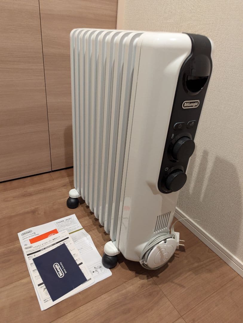 デロンギ アミカルド オイルヒーター RHJ35M1015-BK