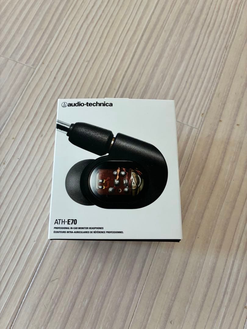 イヤホン ATH-E70