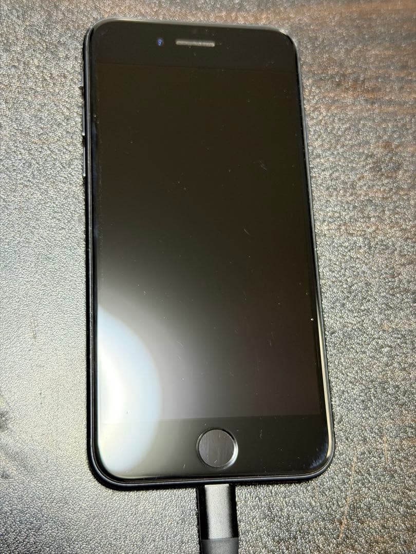 iPhone SE 第2世代　ブラック　128GB 本体