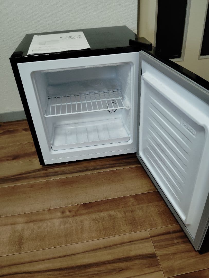 国分寺市府中市受取可能な方限定☆冷蔵庫冷凍庫 PF-A31FD 黒