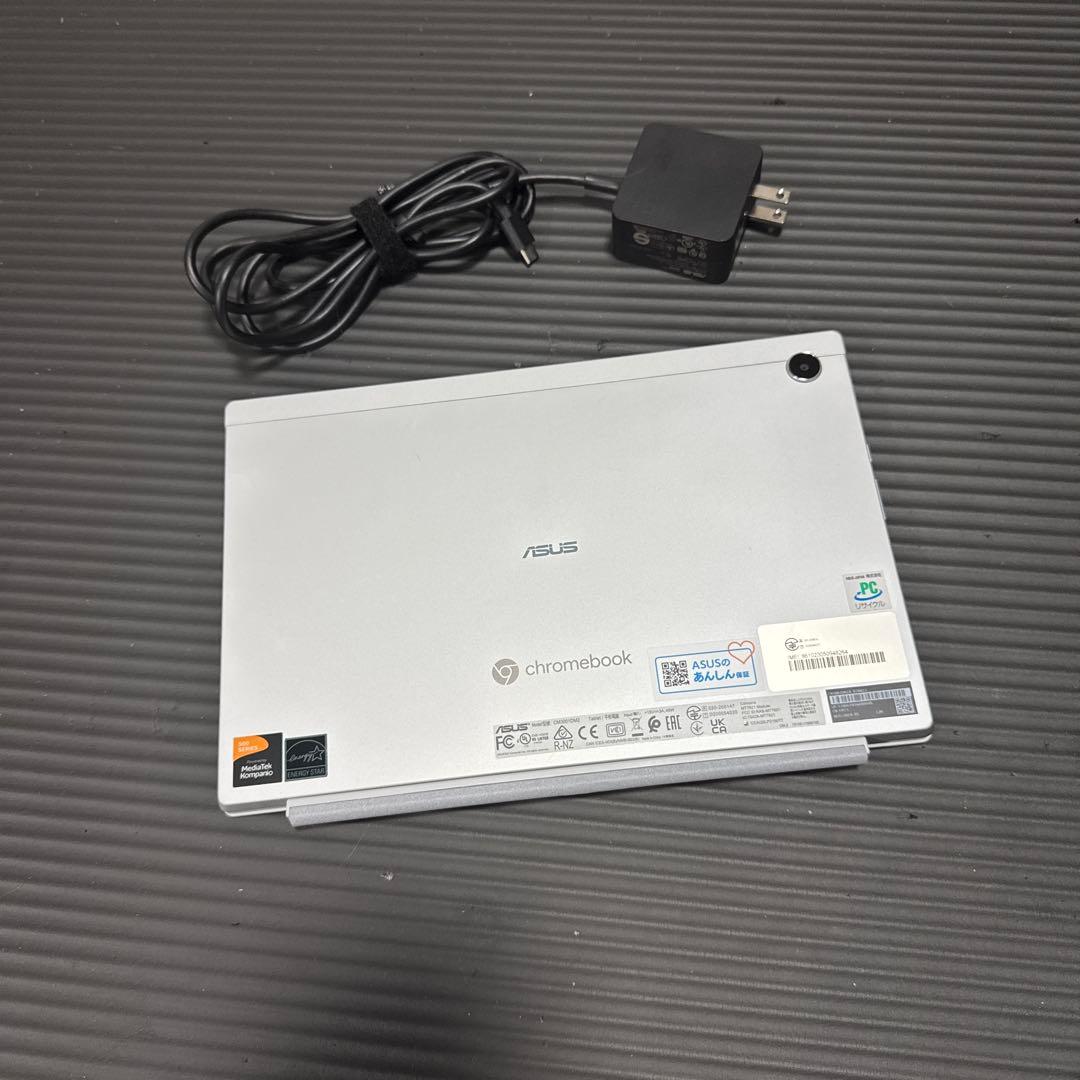 弥*郎様 ASUS Chromebook 本体 ACアダプター付き　稼働品