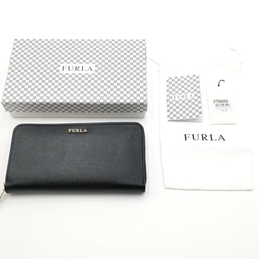 超美品 フルラ FURLA 長財布 ラウンドファスナー 11-250902