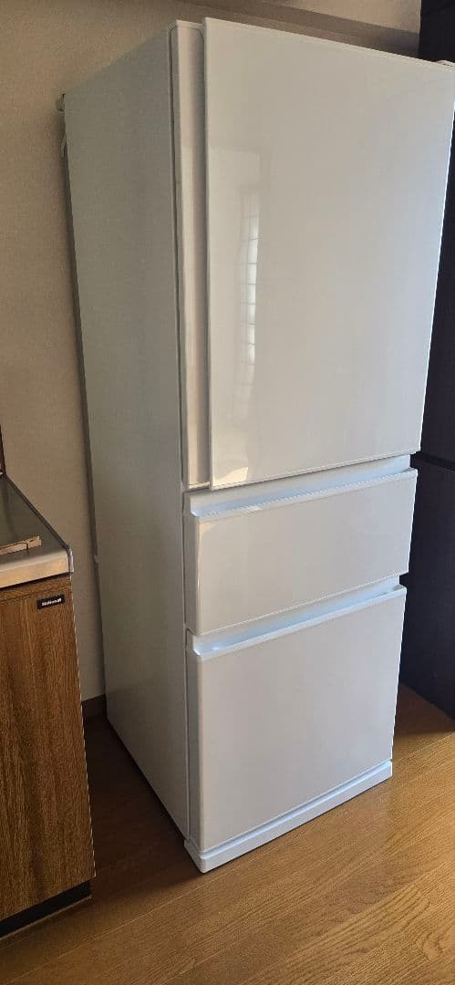 美品　三菱　冷凍冷蔵庫　MR-C33G-W　3ドア