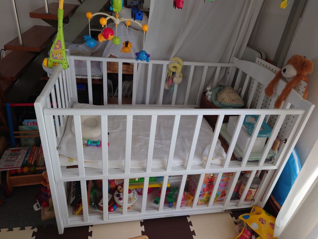 まるり、YAMASAKIツーオープンベビーベッドb-sideホワイト木製