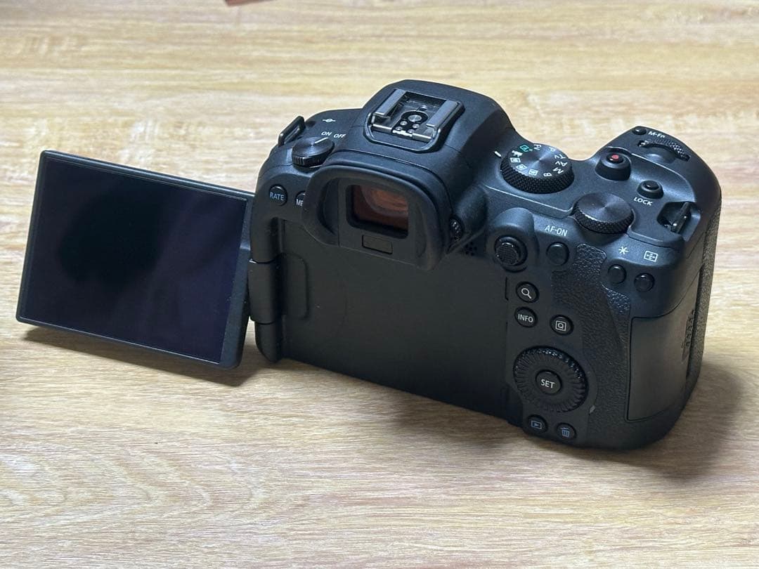 Canon EOS R6 ミラーレスカメラ