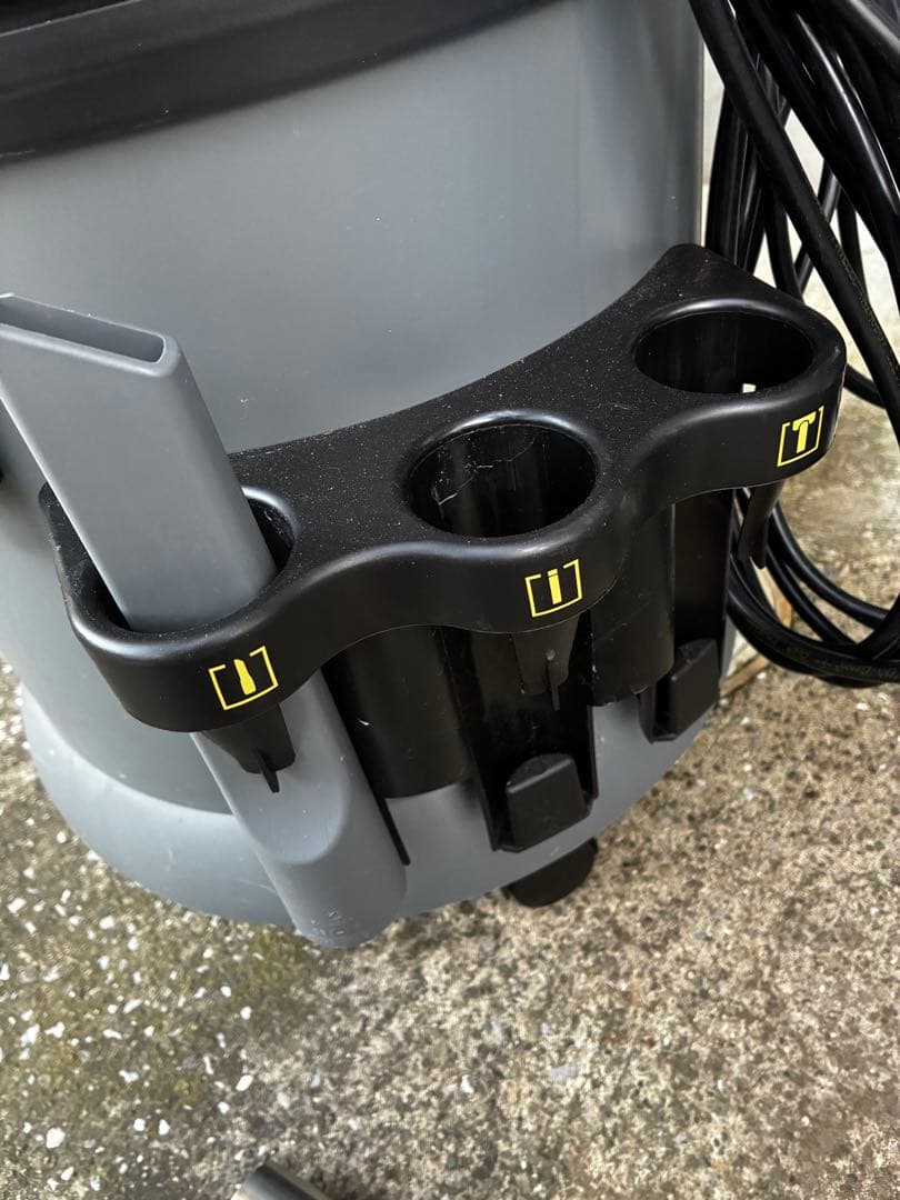 Karcher 業務用乾湿両用バキュームクリーナー ケルヒャー