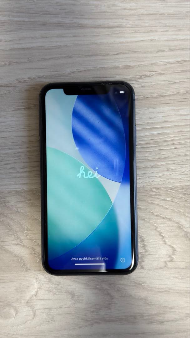 Apple iPhone 11 ブラック 64GB 本体