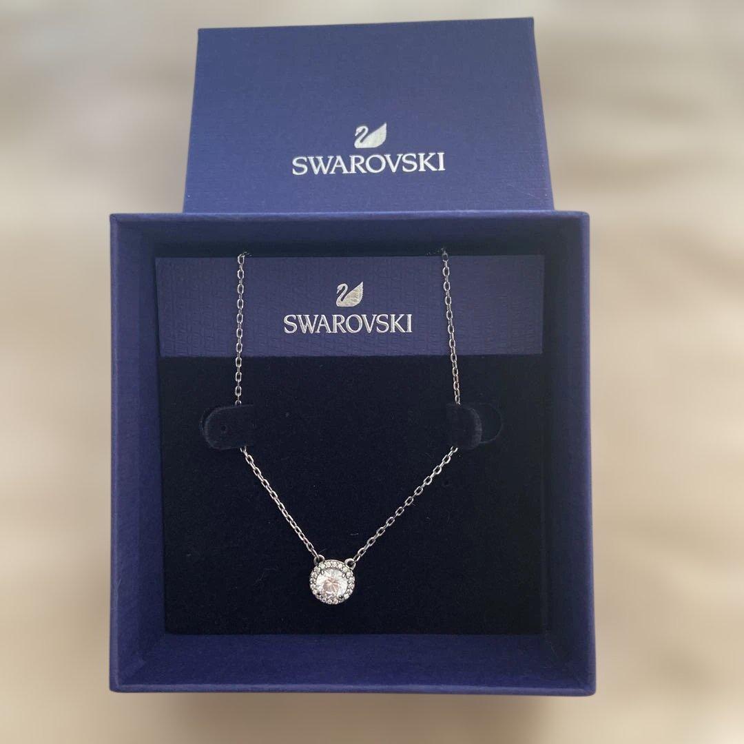 タリ Swarovski ダイヤモンド風クリスタルペンダント