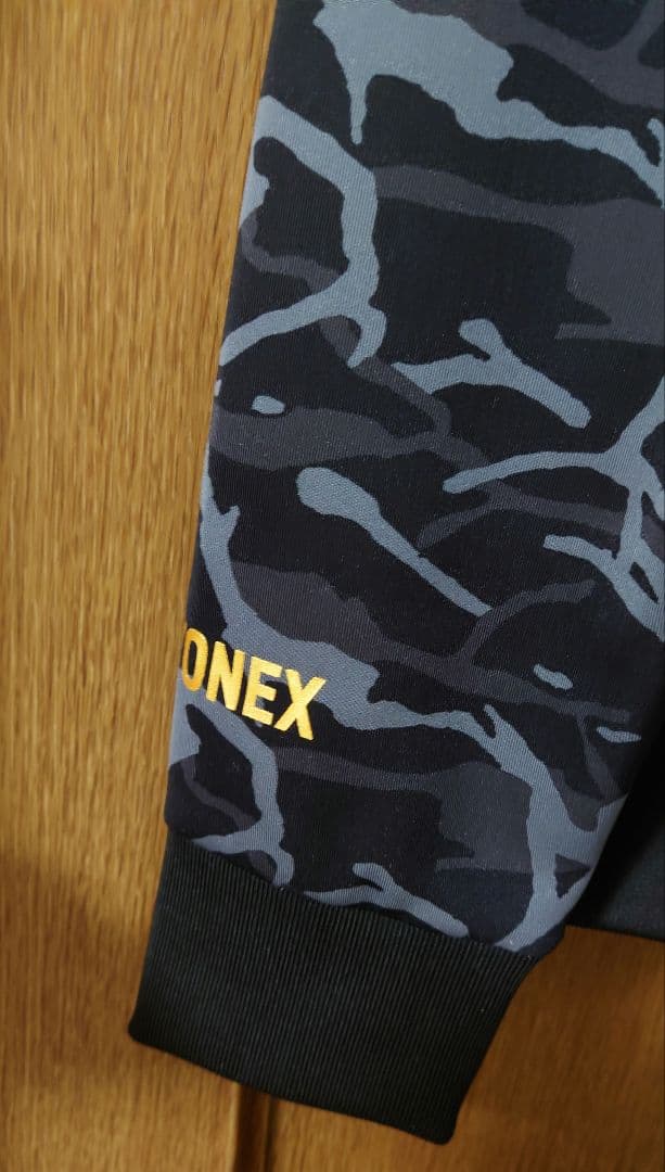 ヨネックス リンダンモデルジップパーカー 迷彩 黒グレー サイズO