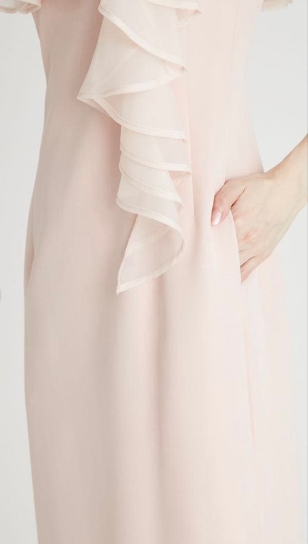 【新品未使用】ラッフル フロードレス