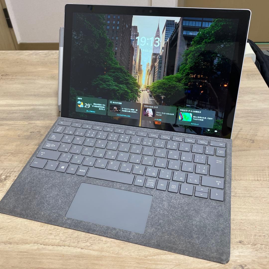 surface pro 5 メモリ:16GB SSD:512GB