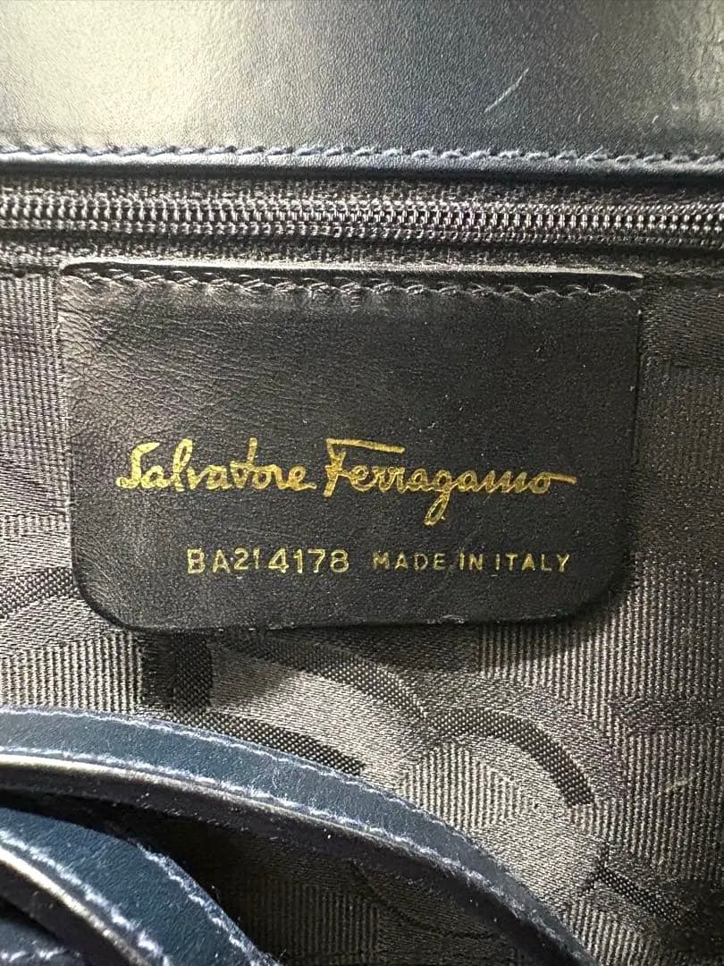 フェラガモ ヴァラリボン 2wayバッグ　ブラック　✨絶版入手困難✨　保存袋付き